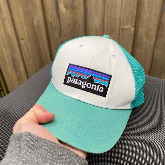 Patagonia P-6 Trucker Hat Blue - Picture 1 of 10